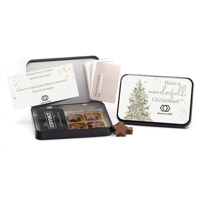 Let's Connect 100 vragenspel in blik met chocolade sterren - Kerst Let's Connect 100 vragenspel in blik met chocolade sterren - Kerst