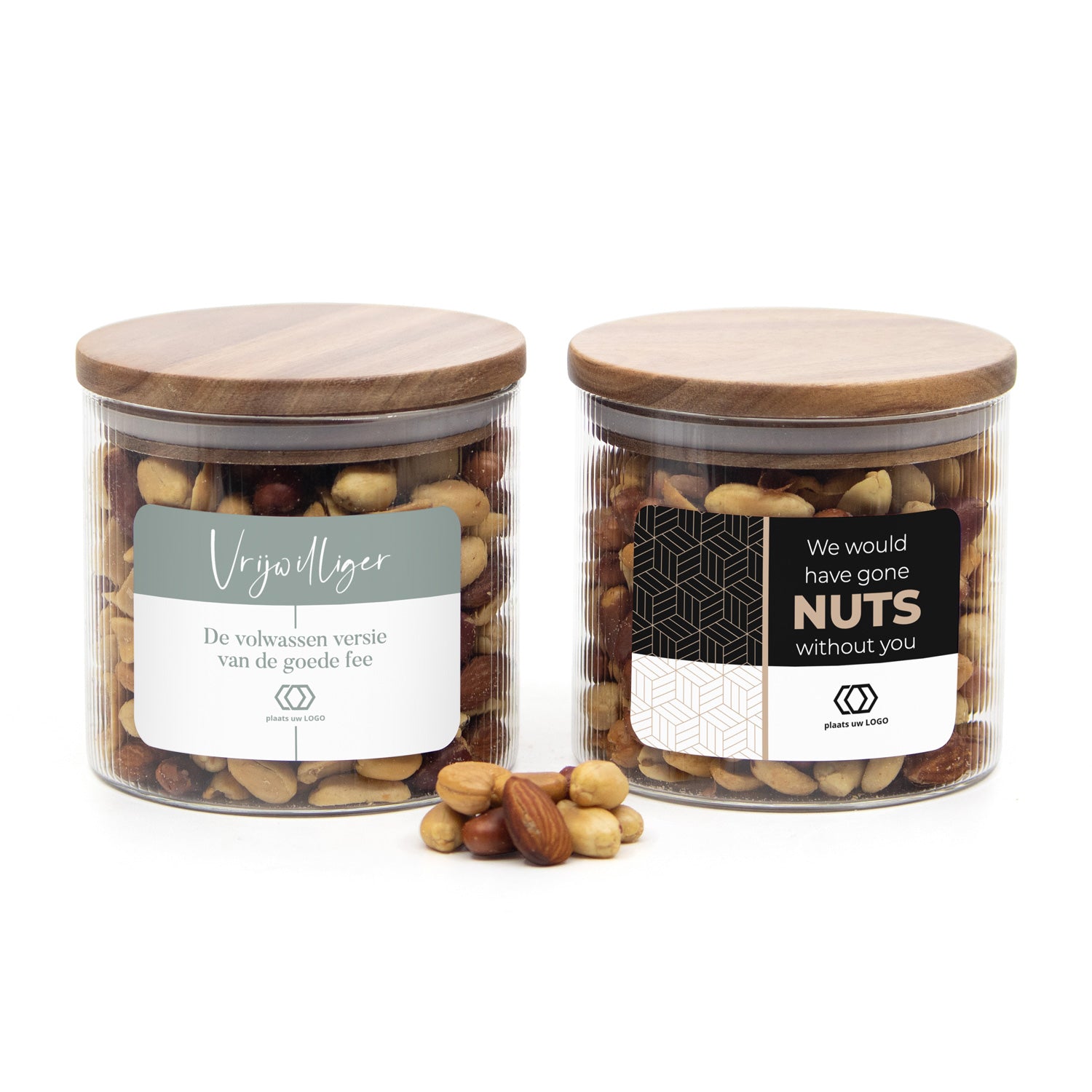 Medium pot met ribbelglas met verse notenmix - Vrijwilliger