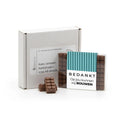 Doosje met 10 chocolade bouwstenen eigen sleeve - Brievenbus