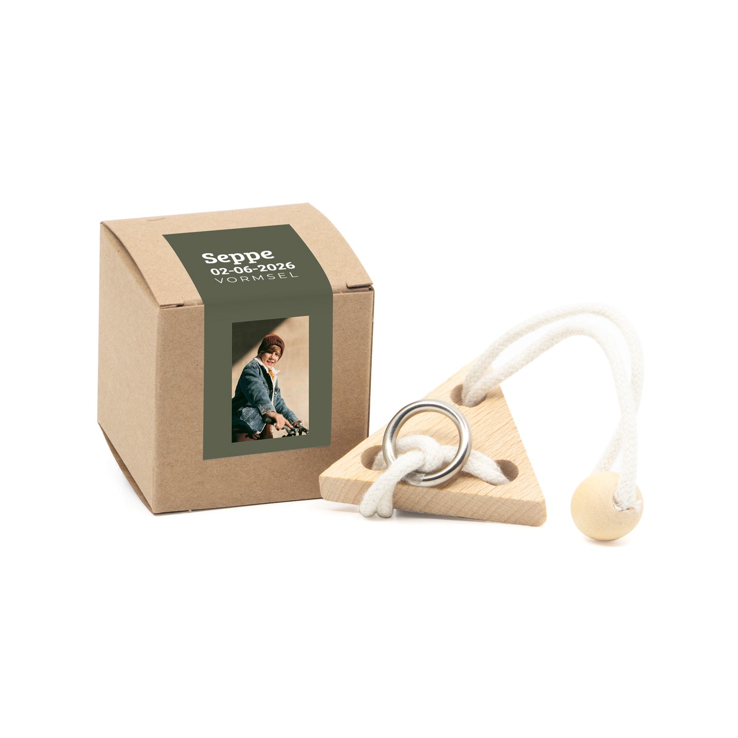 Kubusdoosje met breinbreker driehoek- Communie jongen - Bedankjes.nl