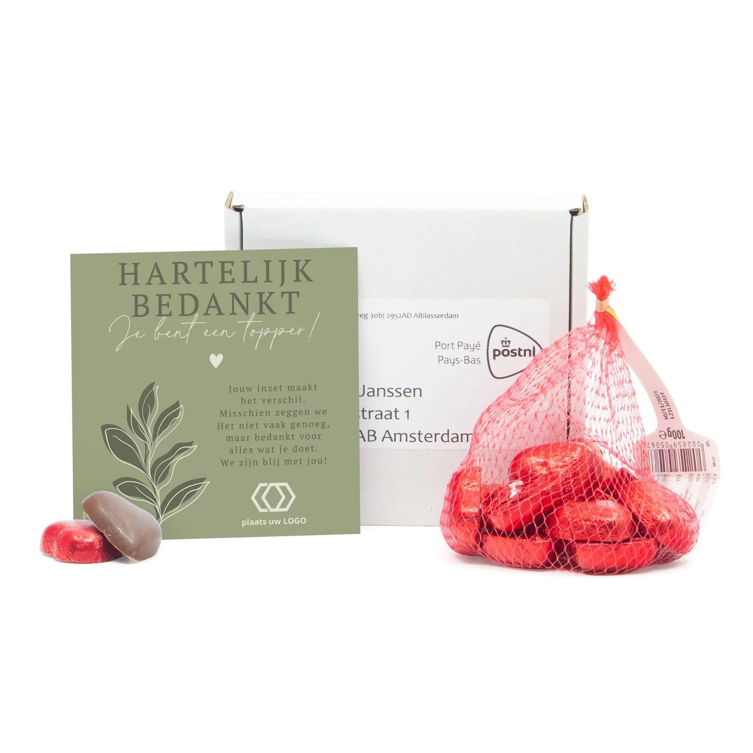 Doosje met chocolade harten in netje en kaart - Brievenbus