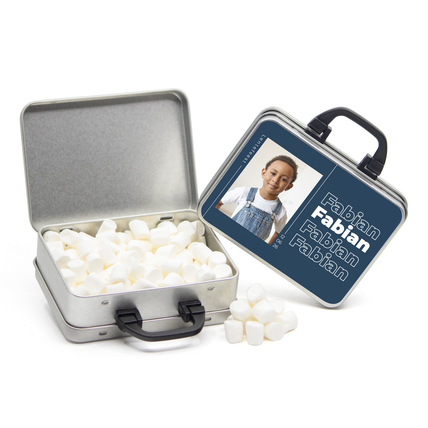 Koffertje zwart hengsel en eigen etiket - Communie Jongens - Bedankjes.nl