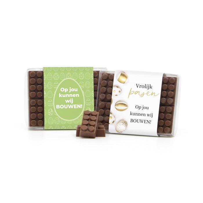 Doosje met 10 chocolade bouwstenen eigen sleeve - Pasen Doosje met 10 chocolade bouwstenen eigen sleeve - Pasen