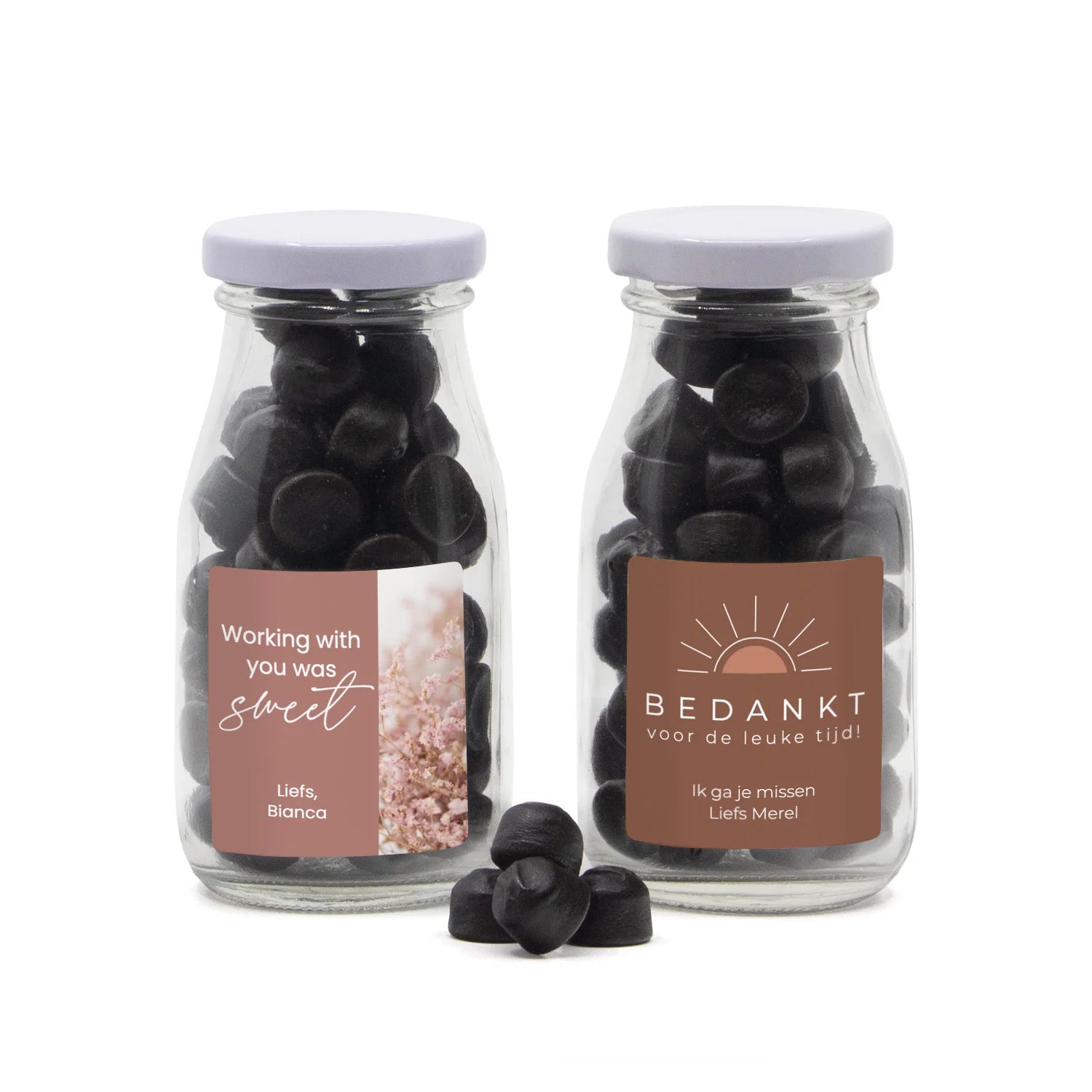 Glazen melkflesje met snoep - Afscheid collega's - Bedankjes.nl