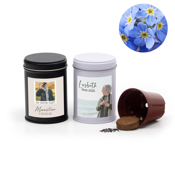 Vergeet mij nietjes in blikje met eigen etiket - Afscheid Dierbare Vergeet mij nietjes in blikje met eigen etiket - Afscheid Dierbare