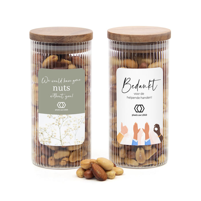 Pot met ribbelglas met verse notenmix - Zakelijk